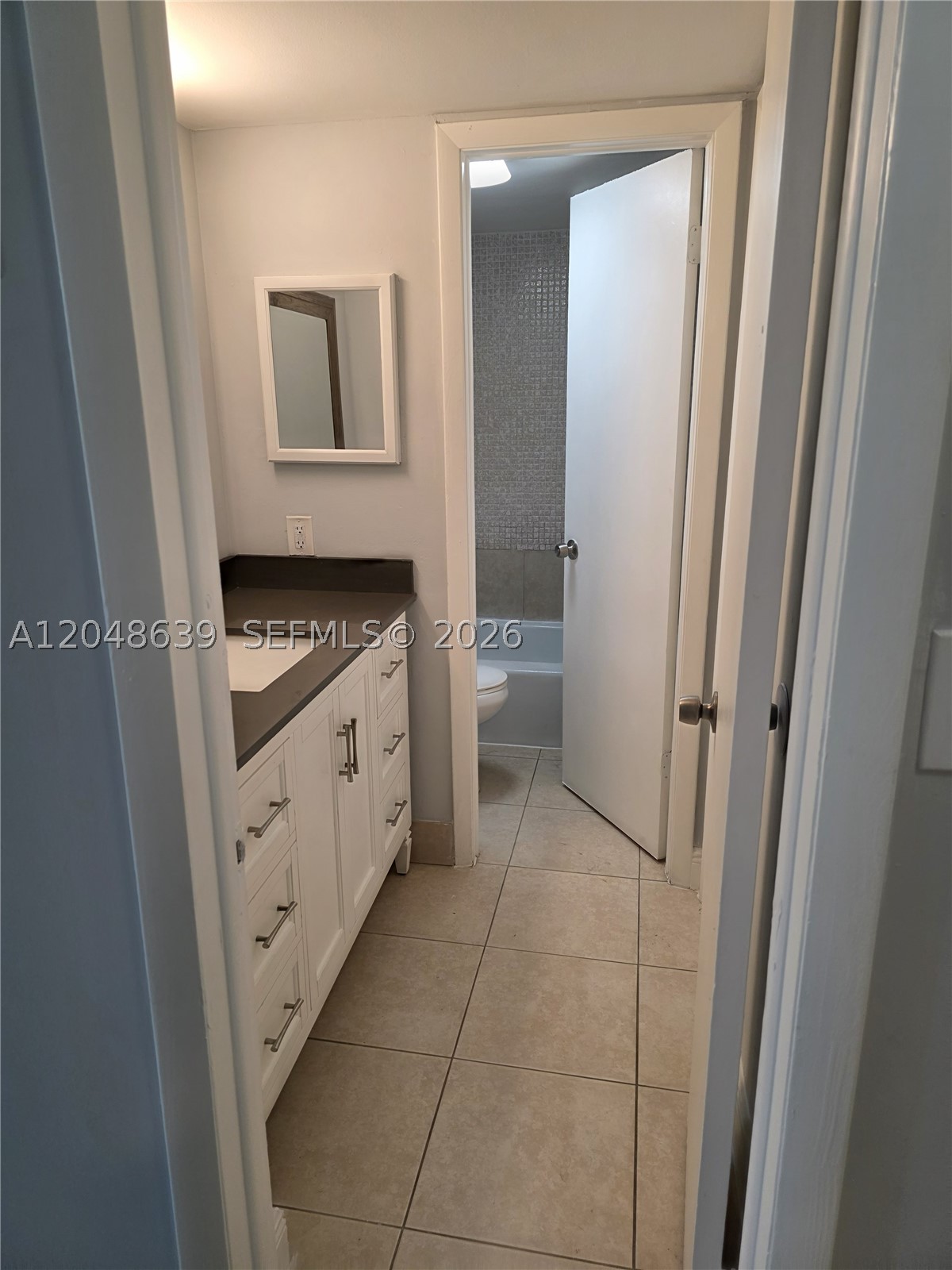 INVERRARY GARDENS CONDO I - Residential Lease