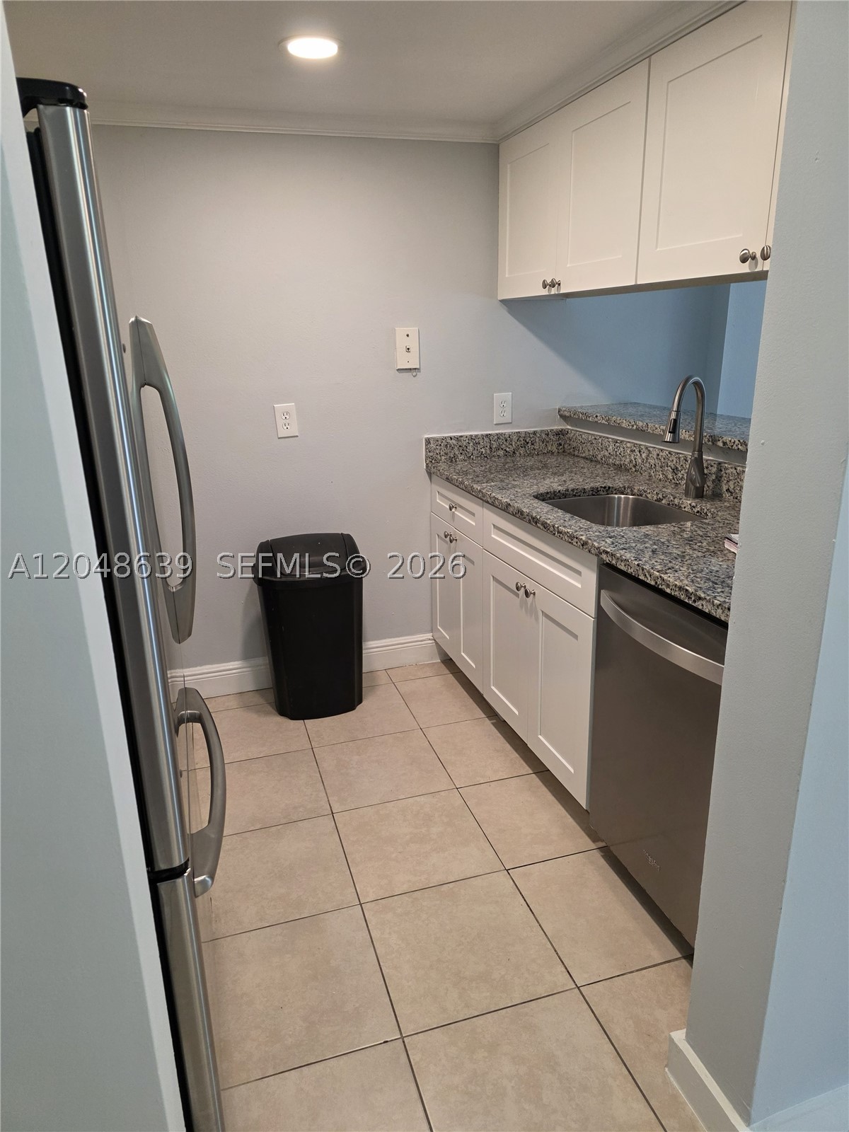 INVERRARY GARDENS CONDO I - Residential Lease