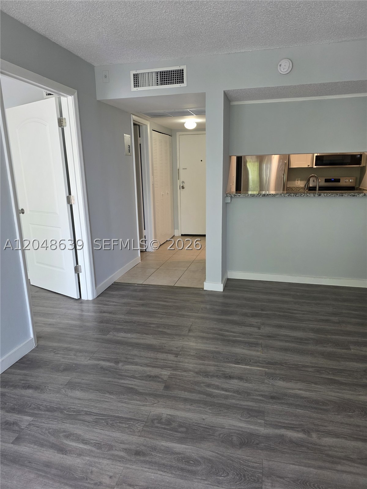 INVERRARY GARDENS CONDO I - Residential Lease
