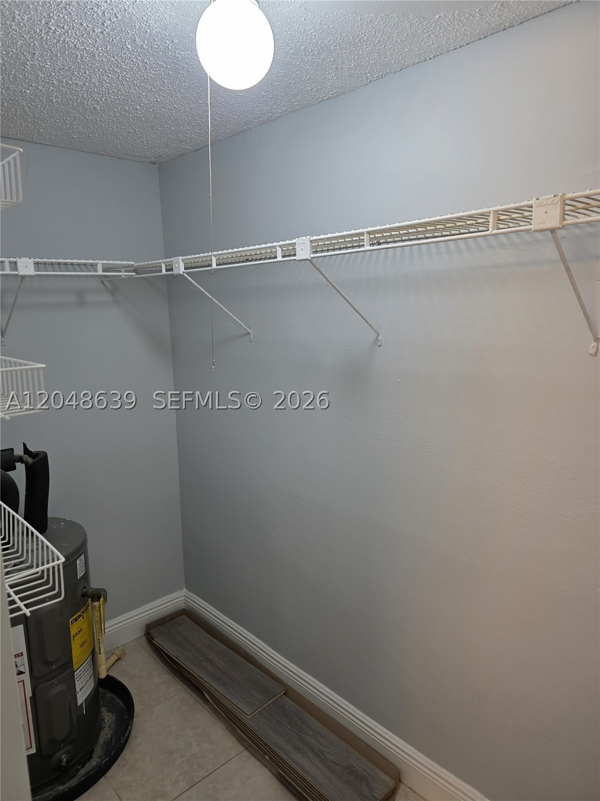 INVERRARY GARDENS CONDO I - Residential Lease