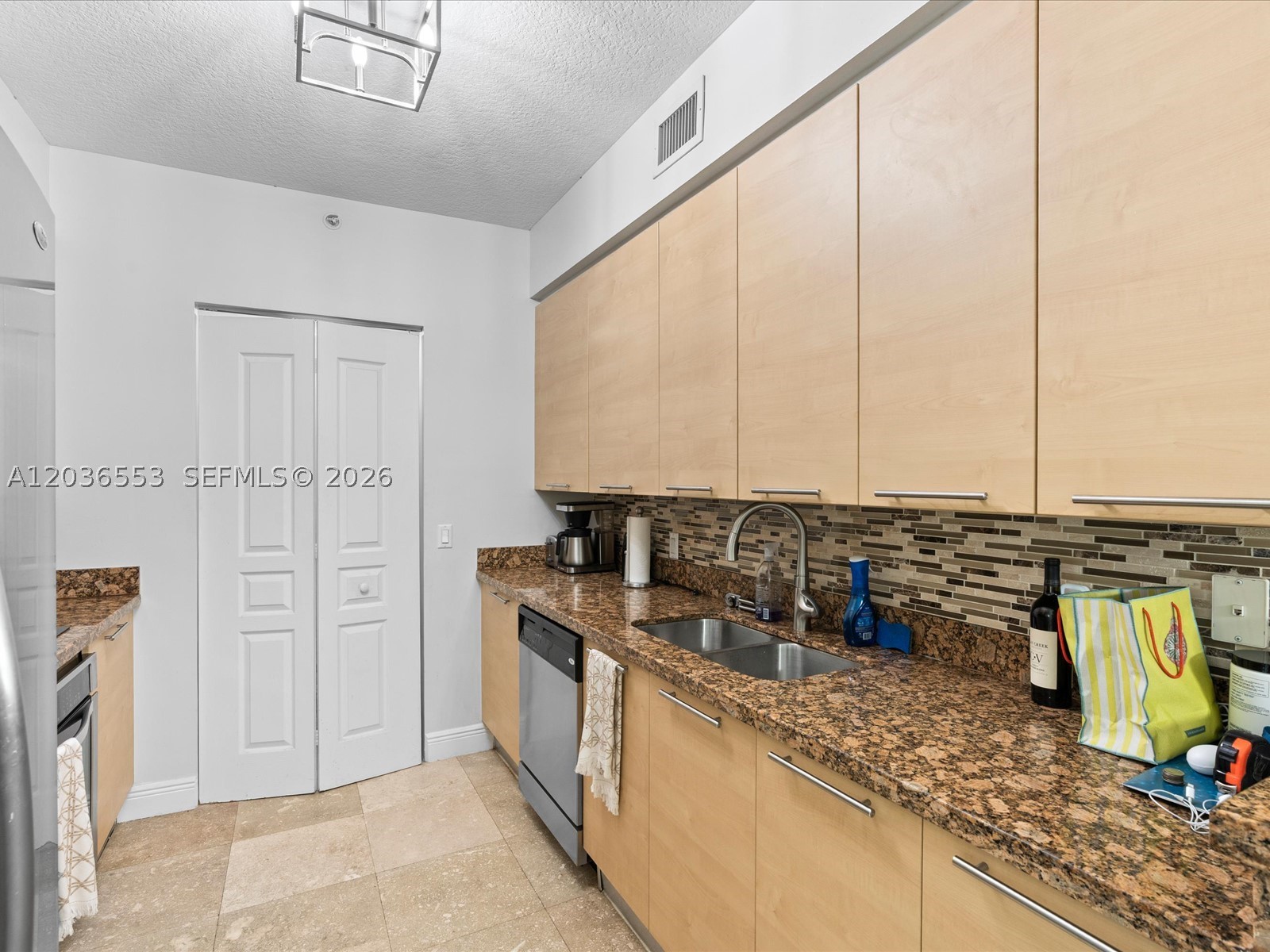 350 LAS OLAS PLACE CONDO - Residential