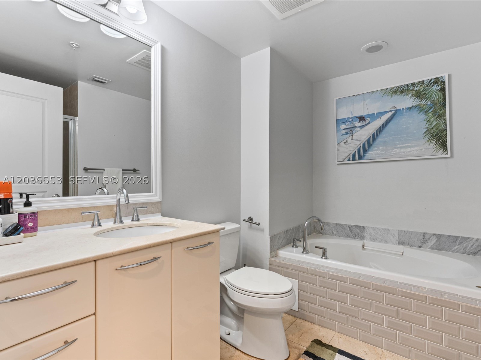 350 LAS OLAS PLACE CONDO - Residential
