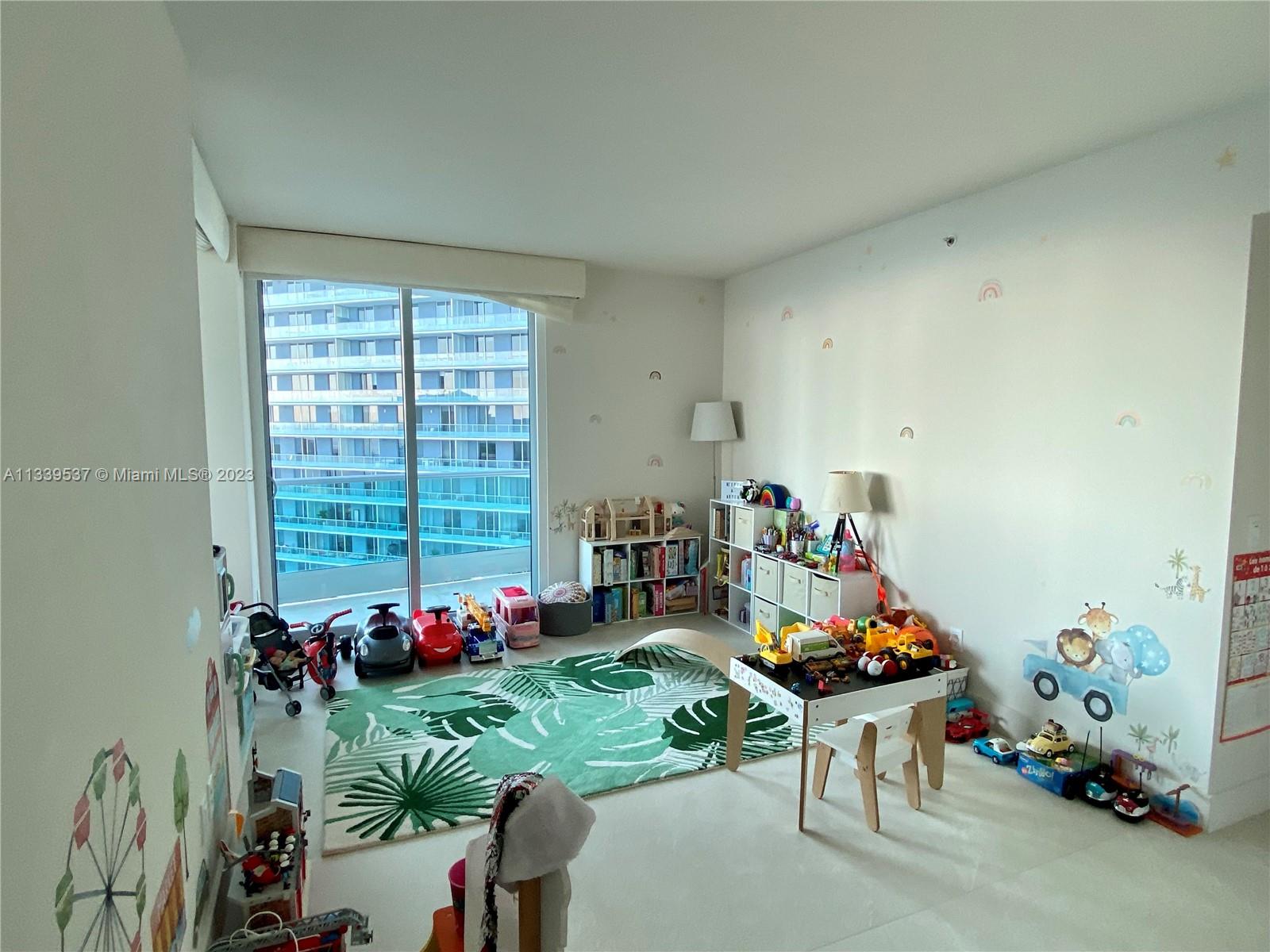 JADE RESIDENCES  BRICKELL - Residential