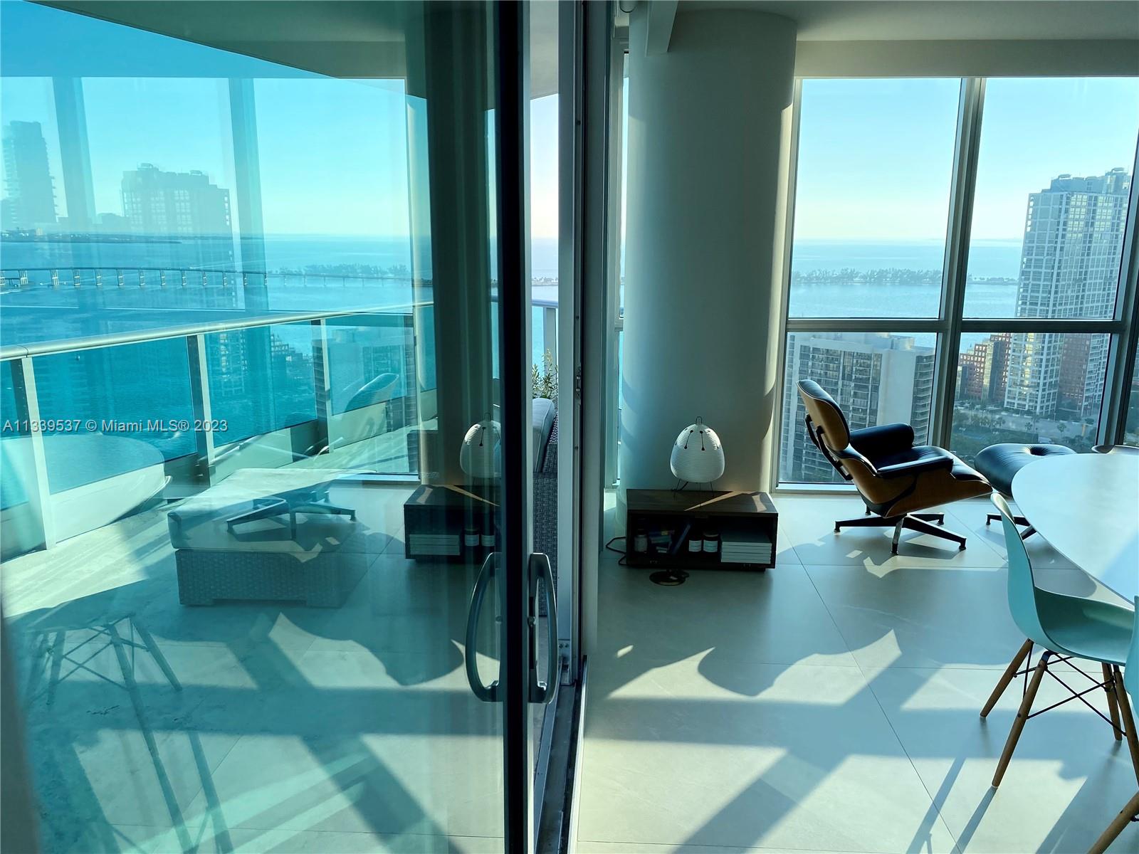 JADE RESIDENCES  BRICKELL - Residential