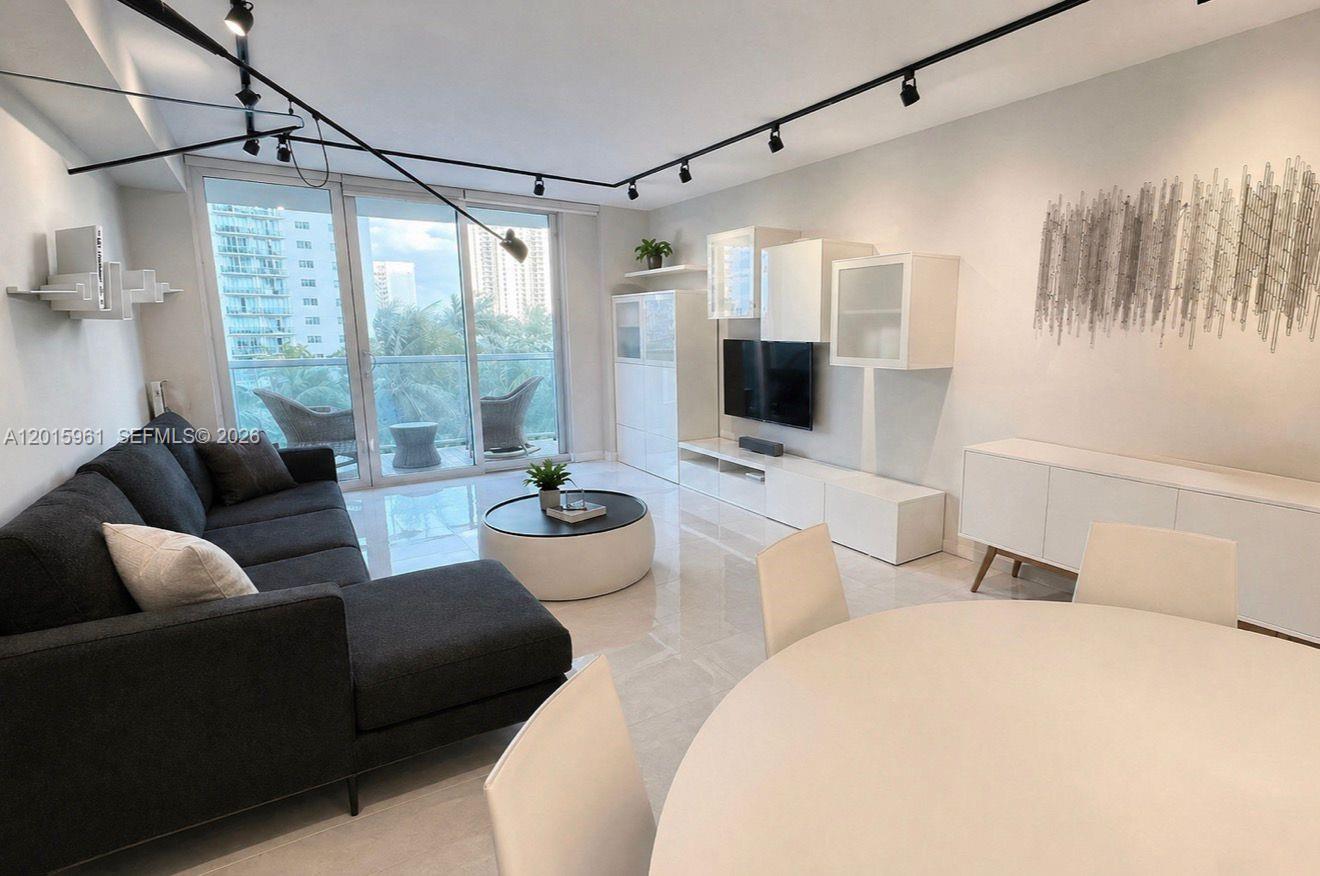 OCEANVIEW BUILDING B COND - Residential
