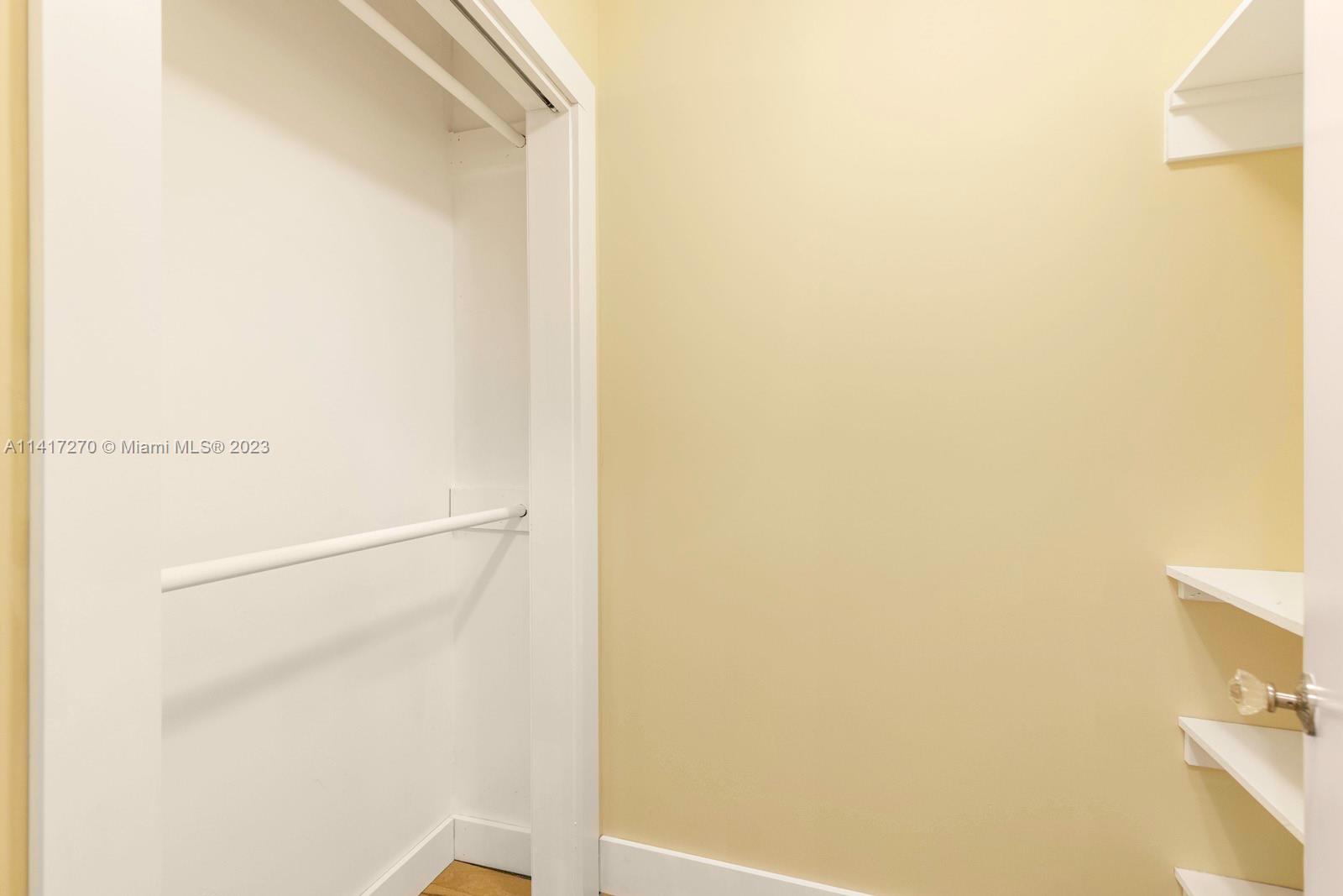 LENNOX PARK - Residential Lease