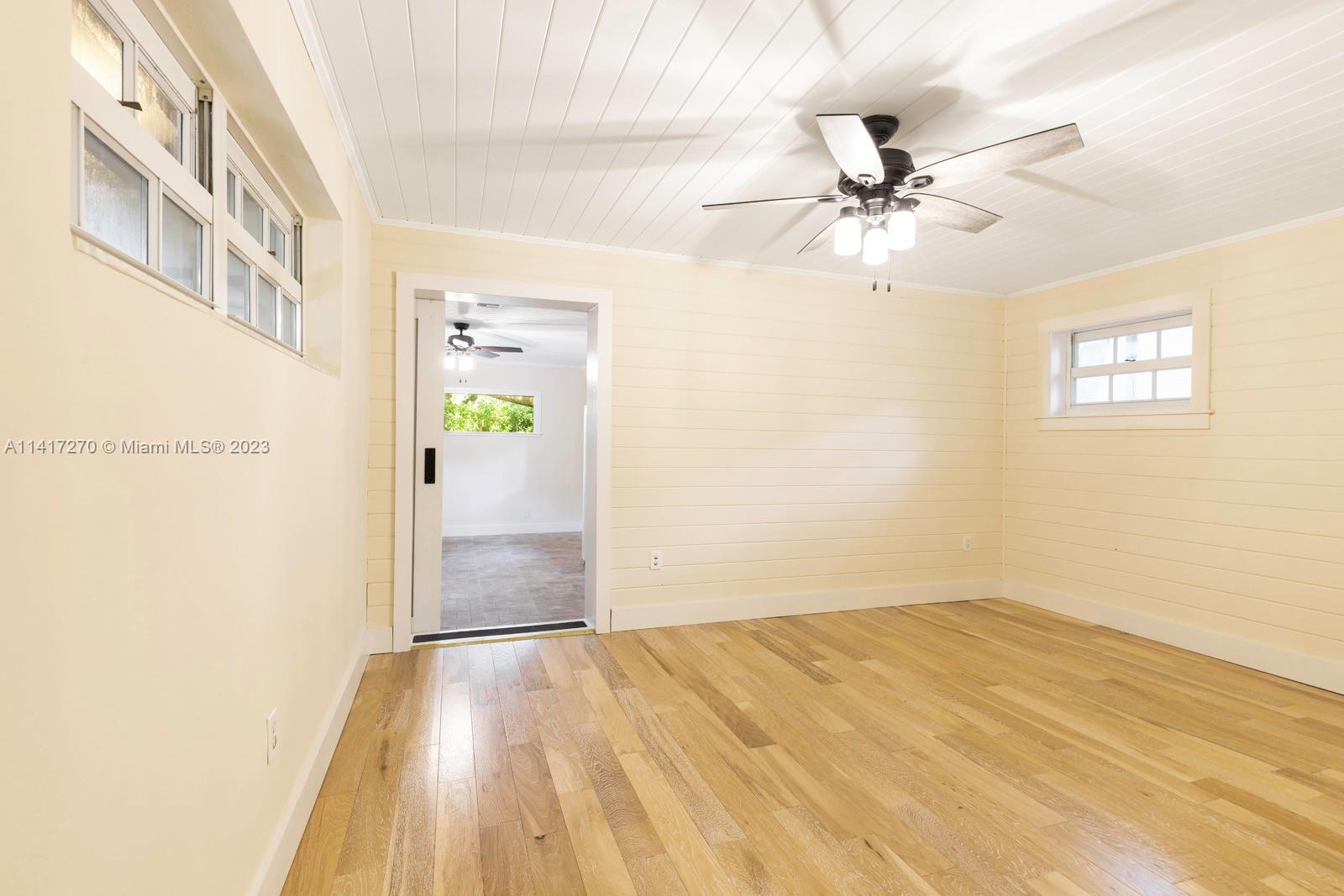 LENNOX PARK - Residential Lease