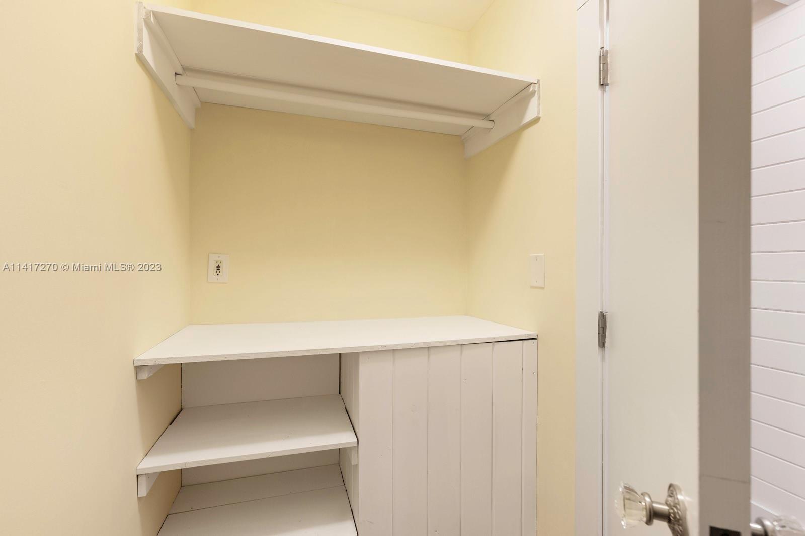 LENNOX PARK - Residential Lease