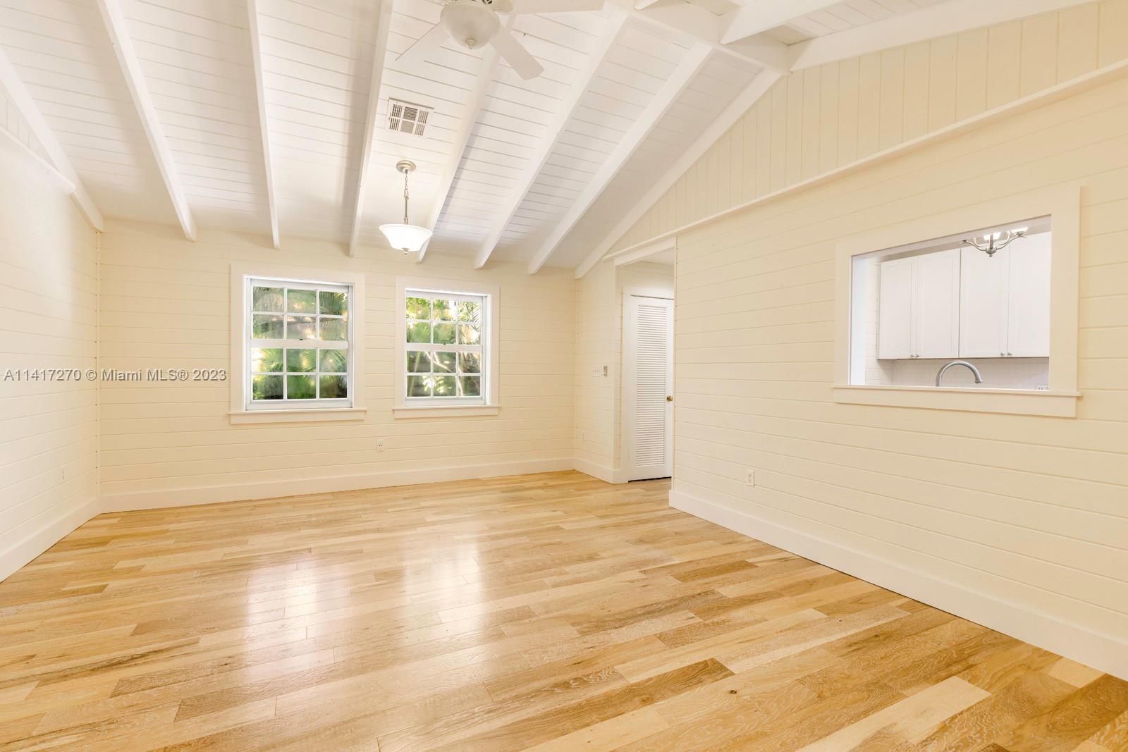 LENNOX PARK - Residential Lease