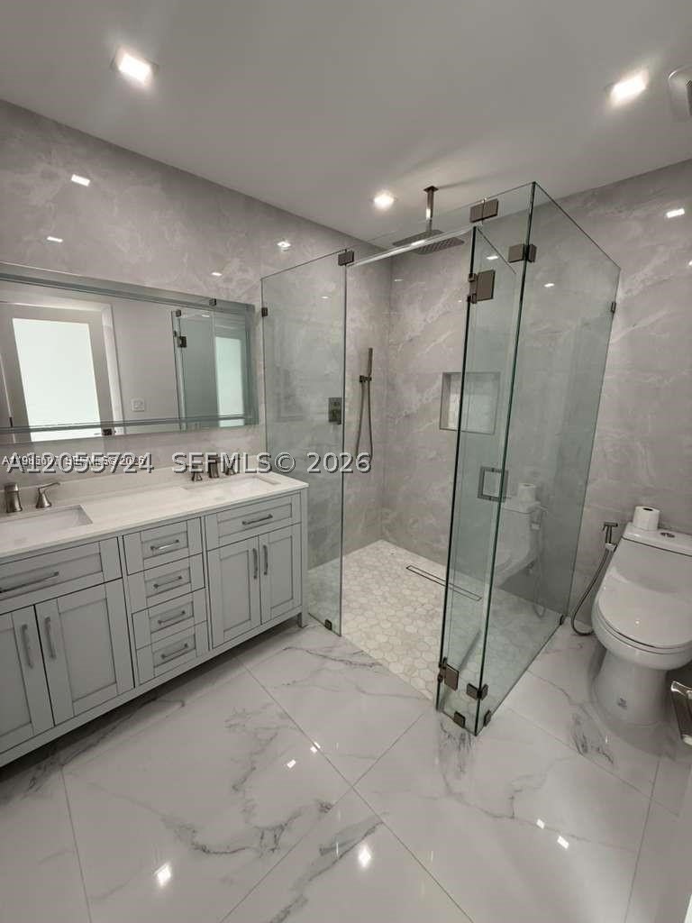 WHISPERING PINES ESTATES - Residential Lease