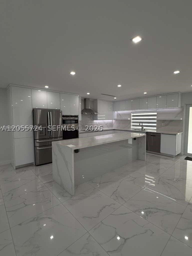 WHISPERING PINES ESTATES - Residential Lease