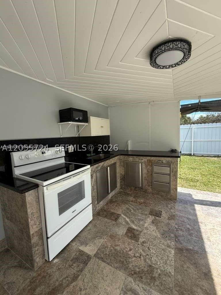 WHISPERING PINES ESTATES - Residential Lease