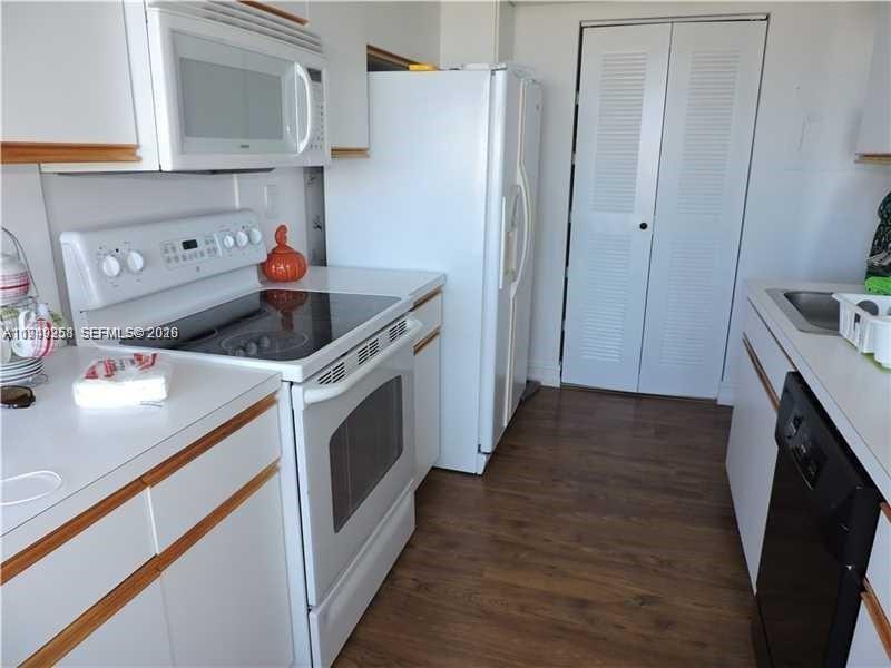MYSTIC POINTE PLUS DEN - Residential
