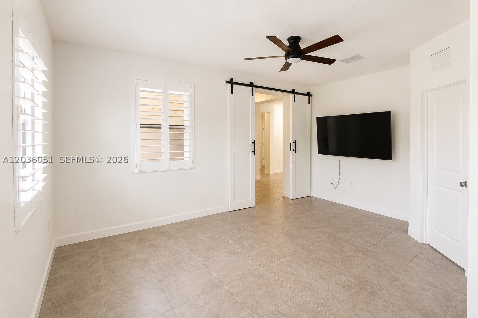 KINGMAN COMMONS - Residential