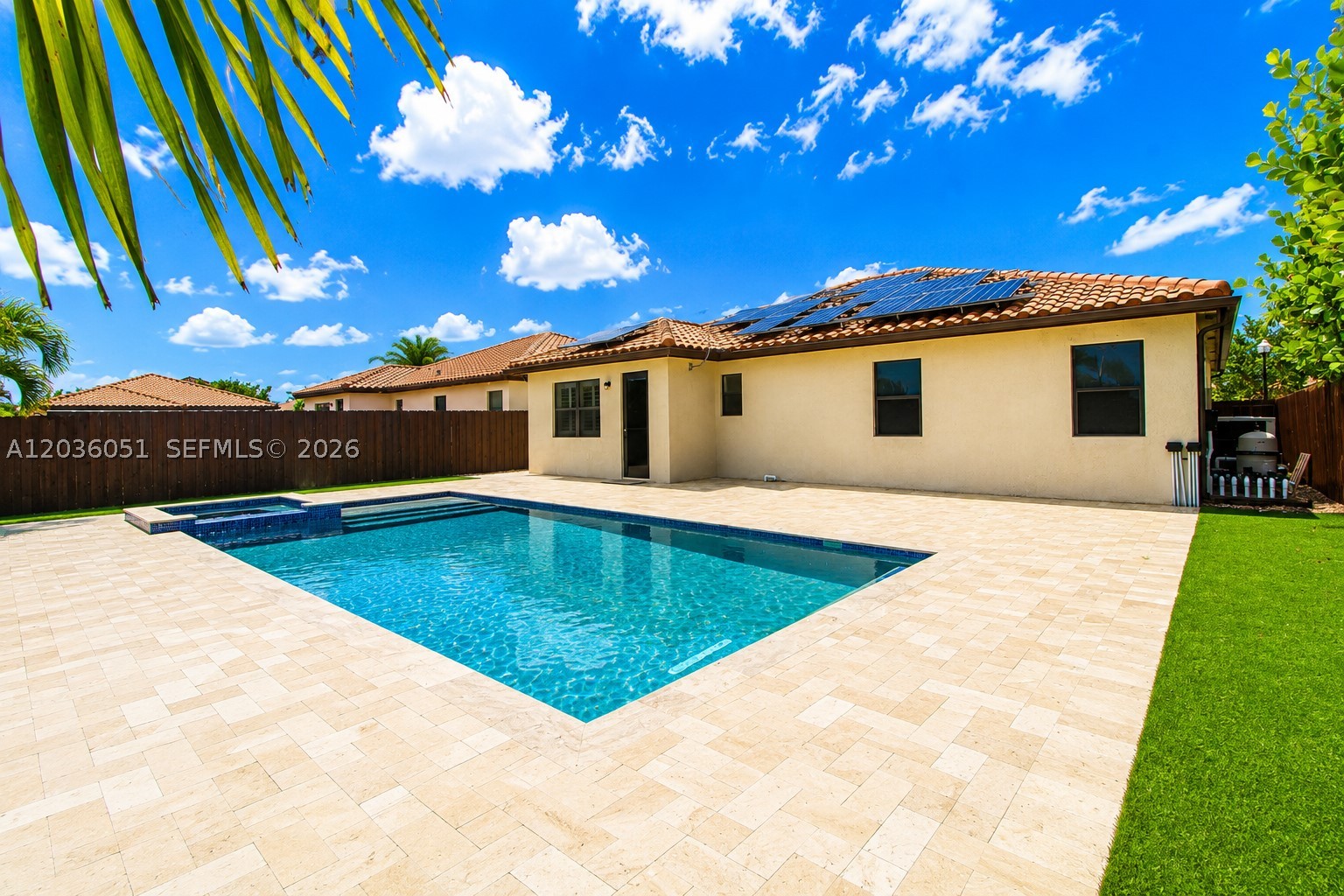 KINGMAN COMMONS - Residential