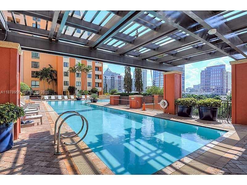 WAVERLY AT LAS OLAS CONDO - Residential