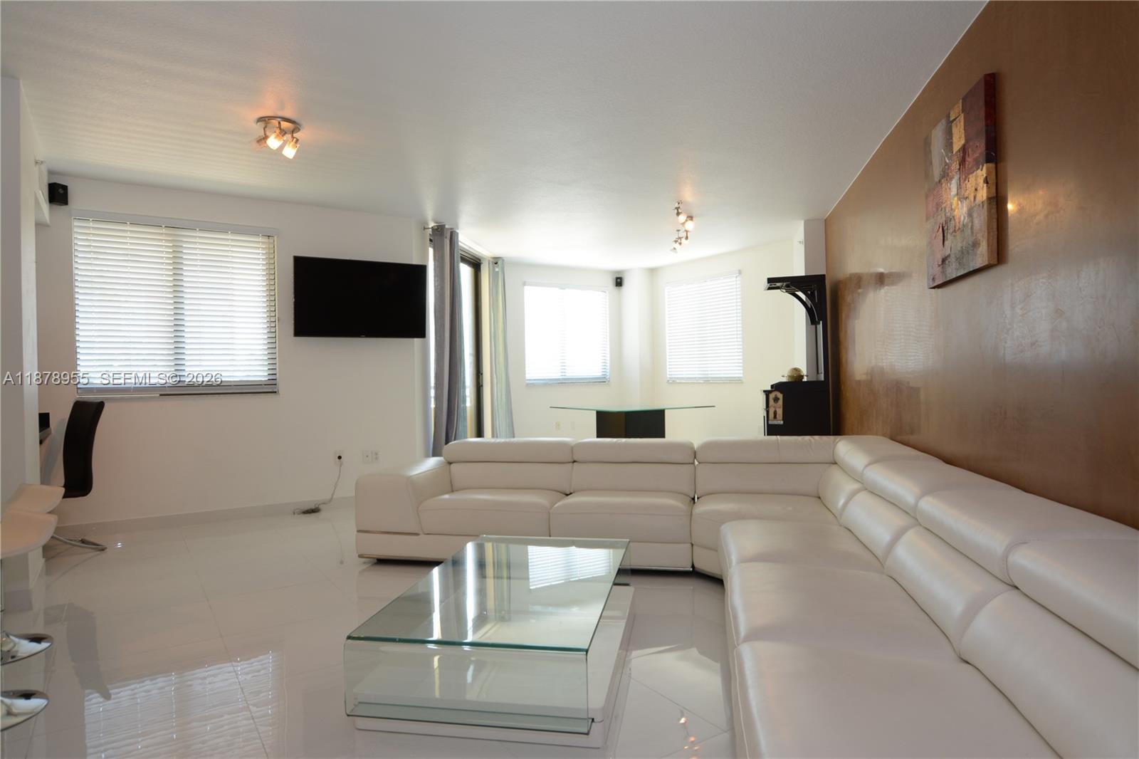 WAVERLY AT LAS OLAS CONDO - Residential