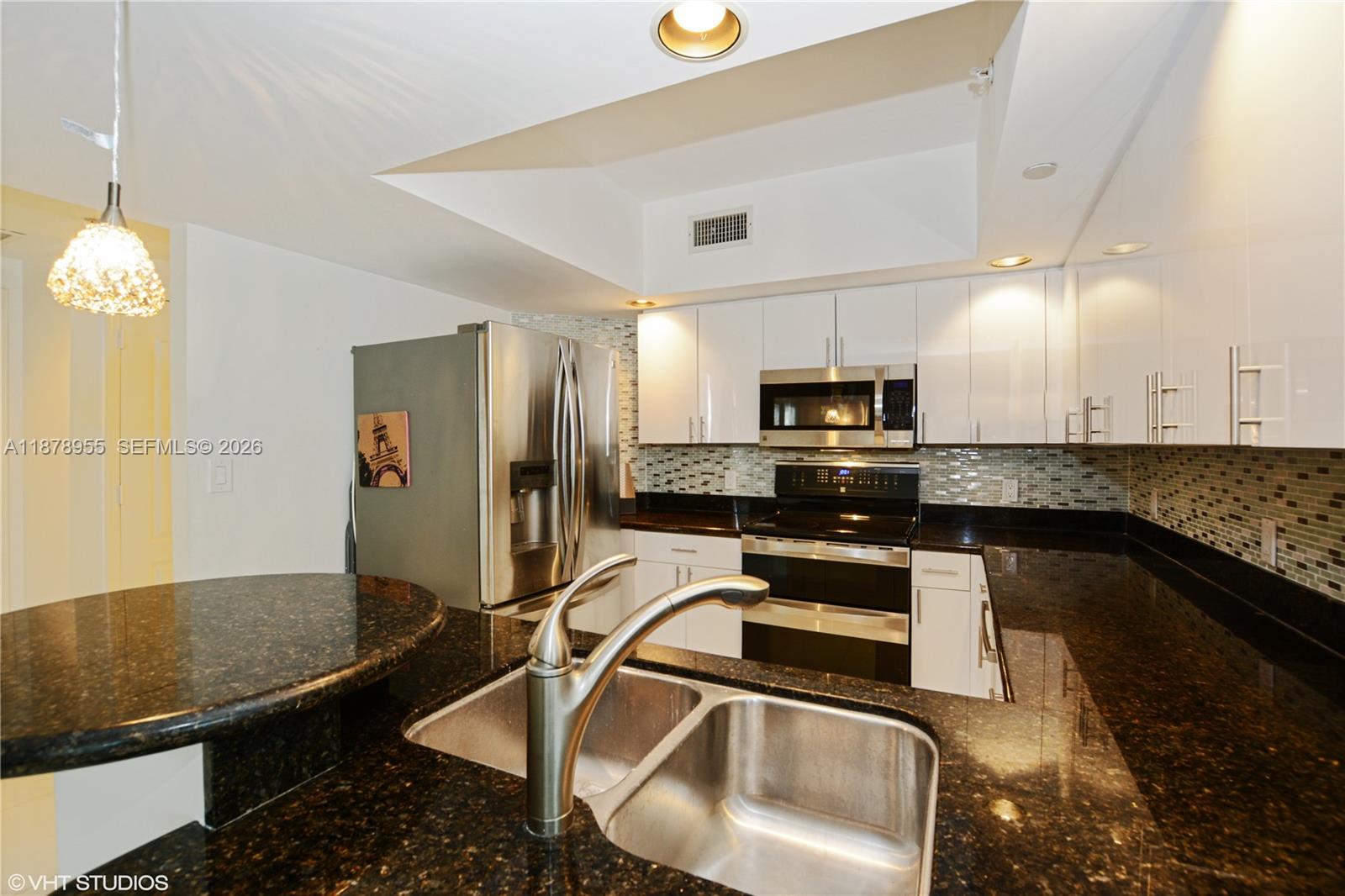 WAVERLY AT LAS OLAS CONDO - Residential
