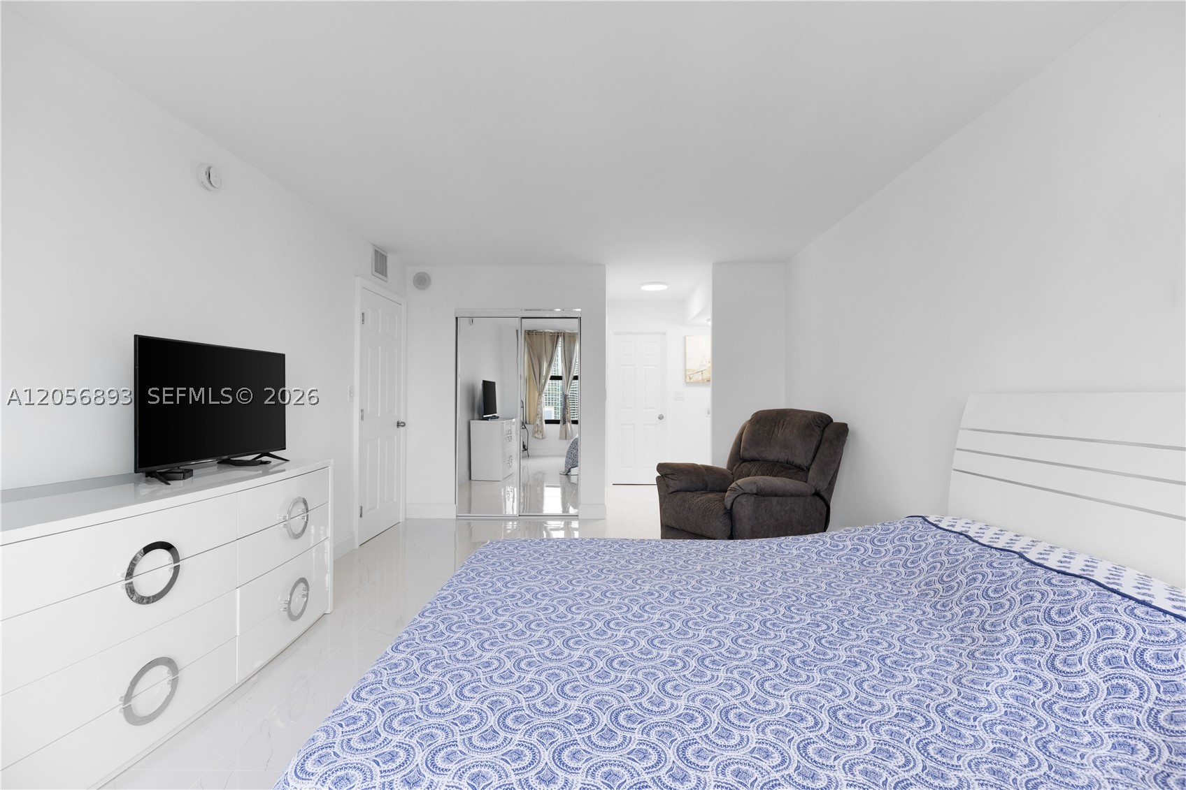 OLYMPUS CONDO - Residential