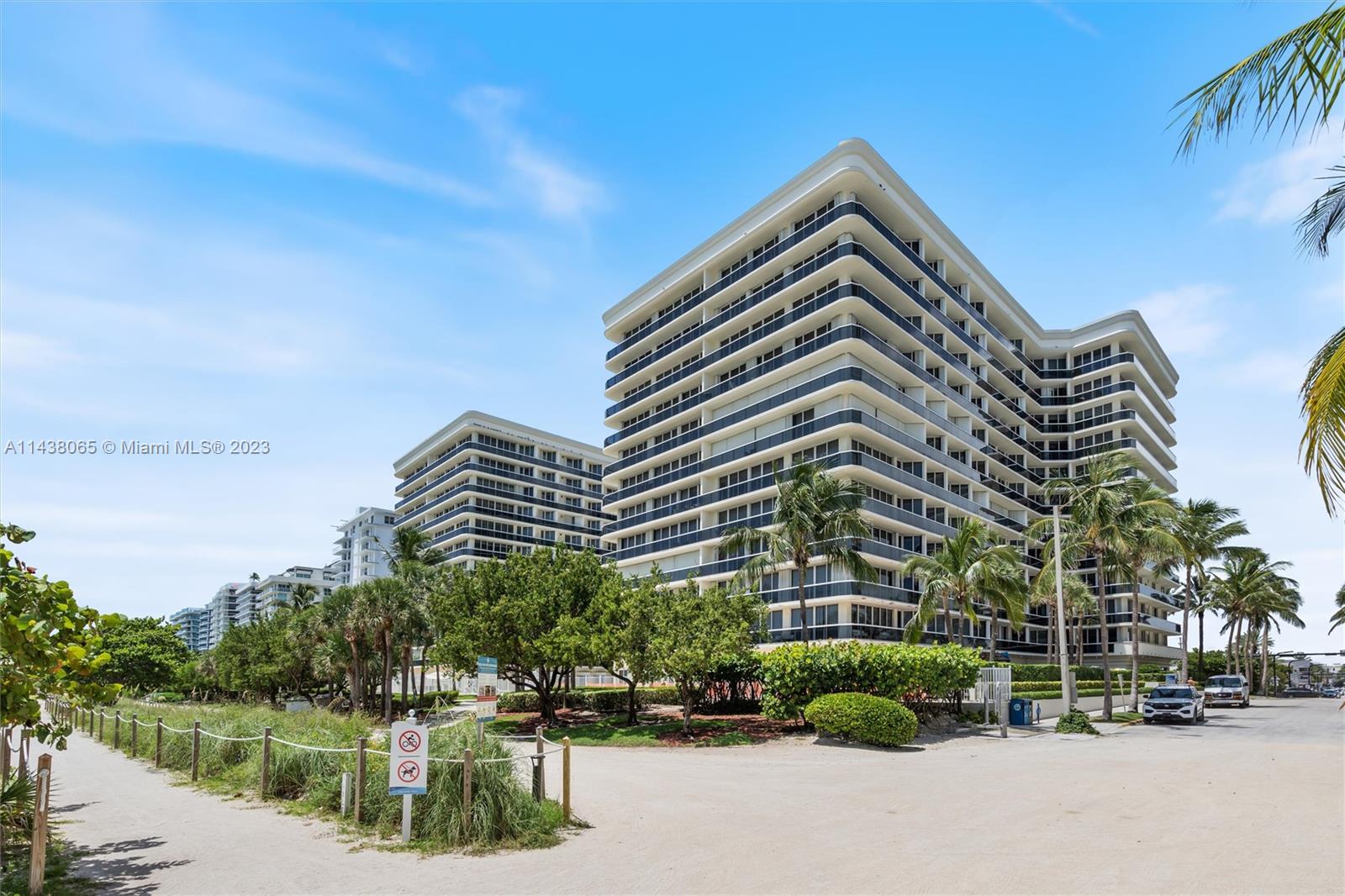 SOLIMAR CONDO - Land