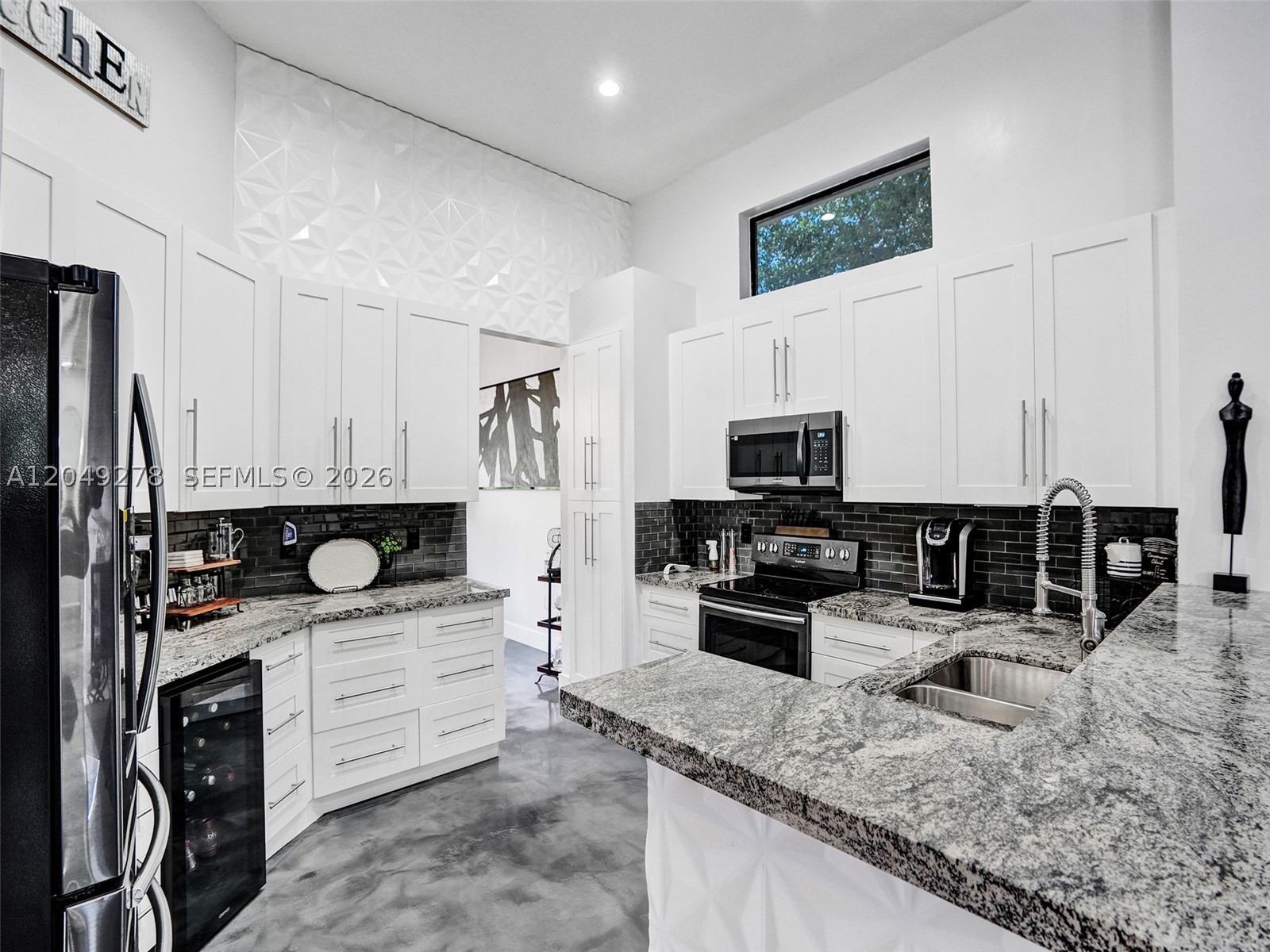 MARINERS COVE OF EAGLE LA - Residential