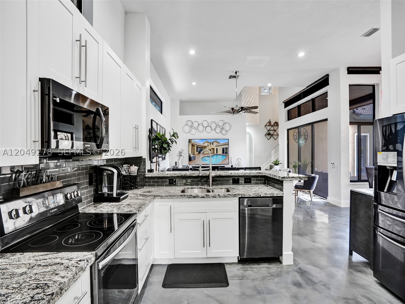 MARINERS COVE OF EAGLE LA - Residential