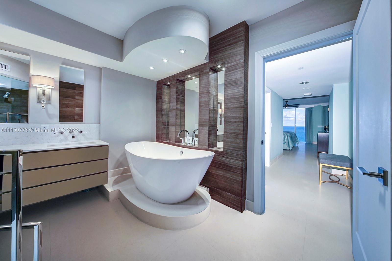 MILLENNIUM CONDO - Residential
