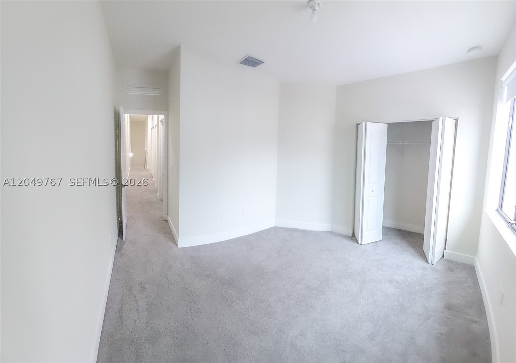 DOWNTOWN DORAL SOUTH PHAS - Residential Lease