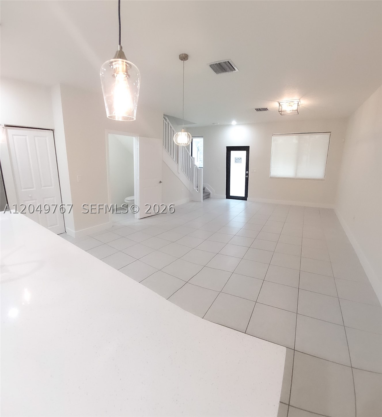 DOWNTOWN DORAL SOUTH PHAS - Residential Lease