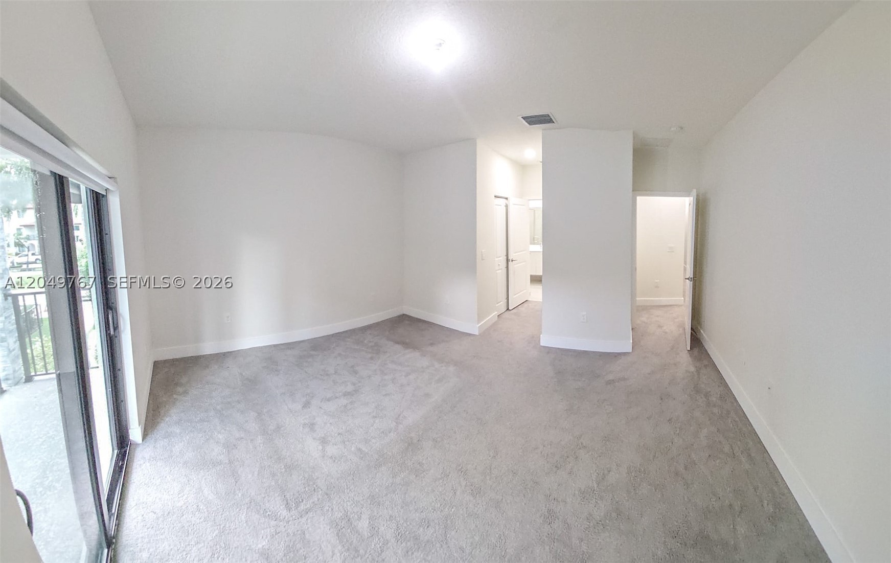 DOWNTOWN DORAL SOUTH PHAS - Residential Lease