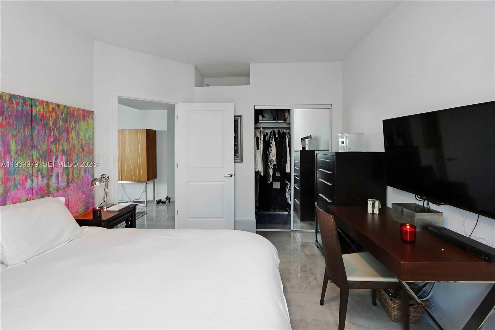 360 CONDO B - Residential