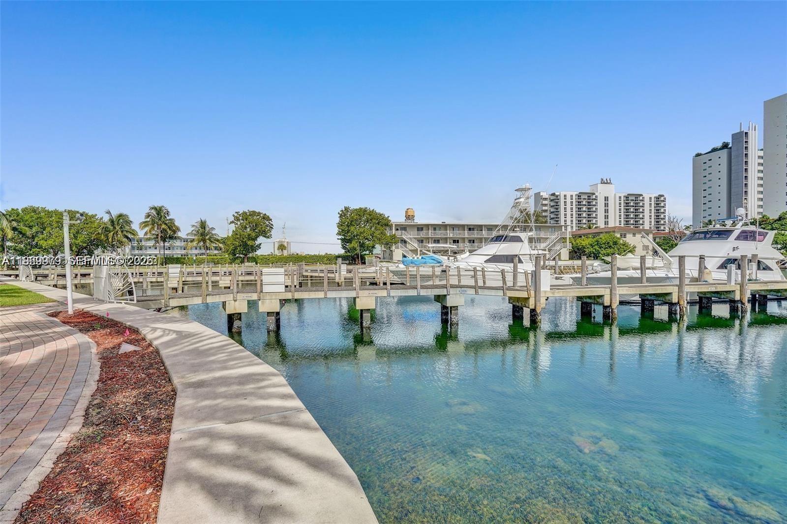 360 CONDO B - Residential