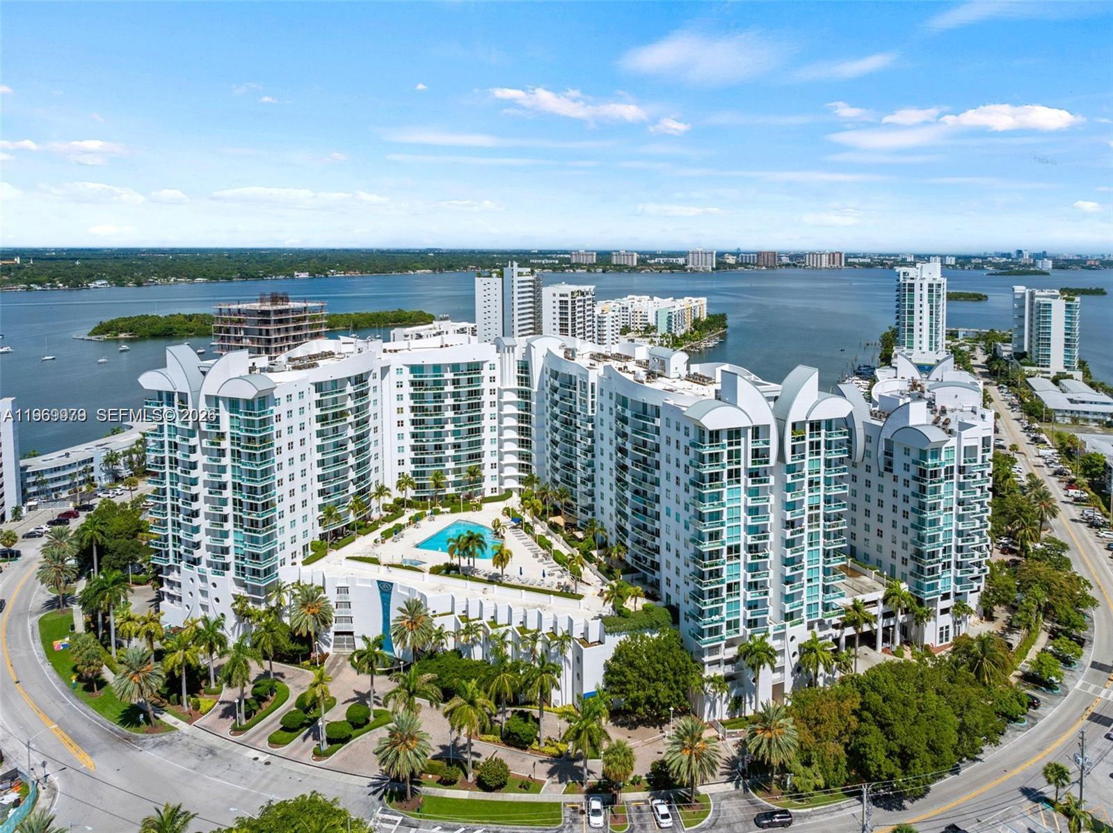 360 CONDO B - Residential