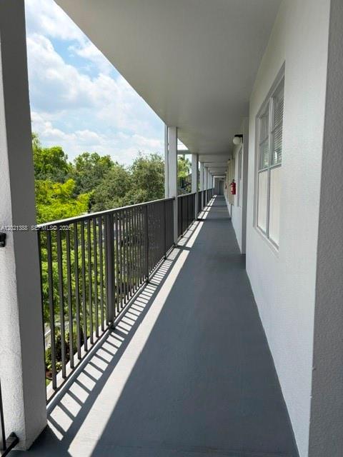 CAMBRIDGE AT CENTURY VILL - Residential