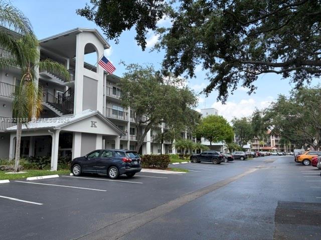 CAMBRIDGE AT CENTURY VILL - Residential