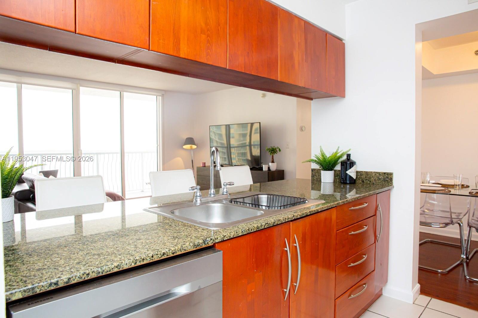 THE CLUB AT BRICKELL BAY - Residential
