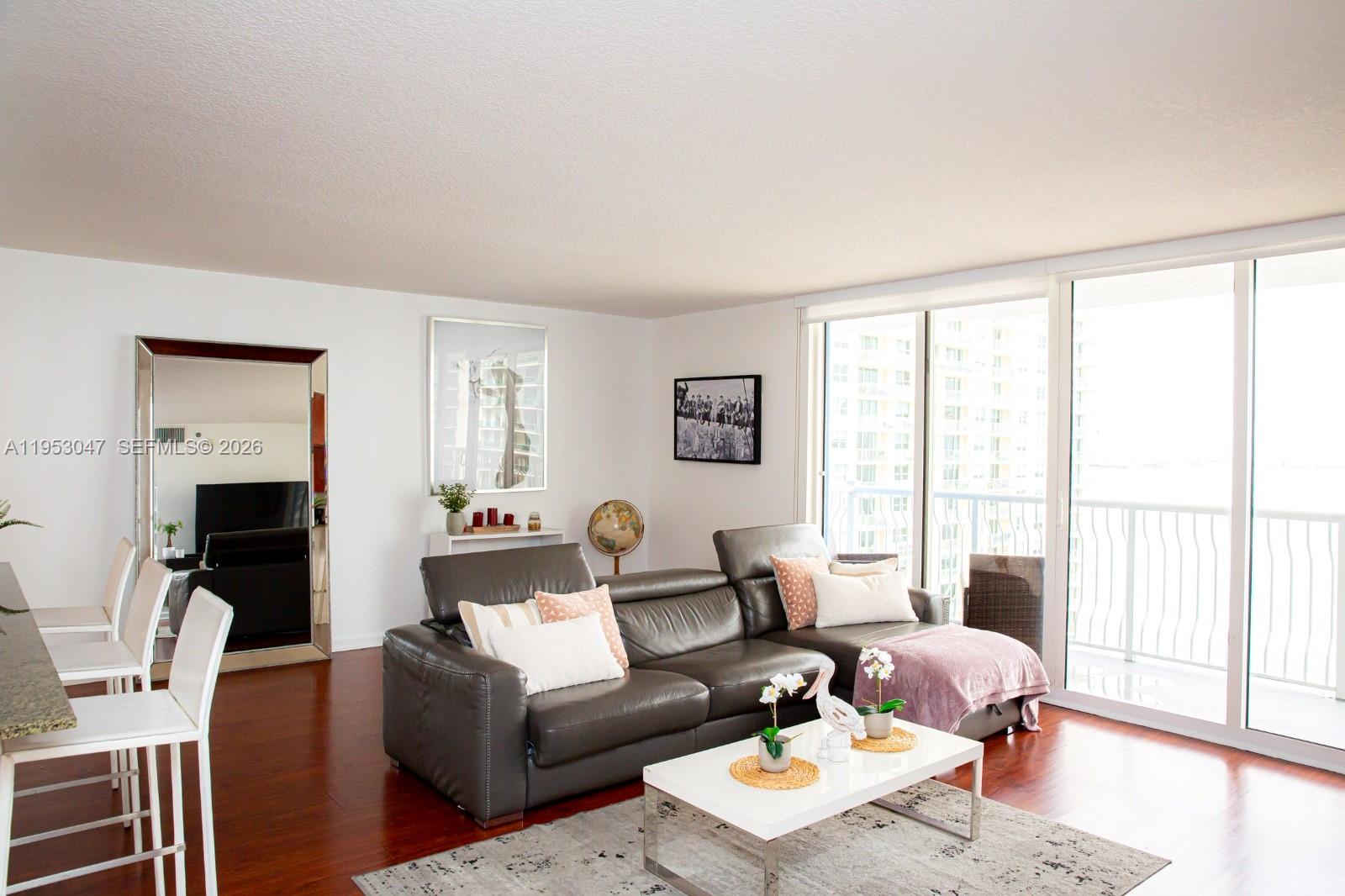 Corner unit with stunning view of Brickell Bay, intracoastal and Miami skyline. Rarely available line 01, offering spacious 3 bedrooms, 2 bathrooms in the heart of Brickell. Great investment option for short-term rental, DAILY AIRBNB ALLOWED. Averaging more than $100,000 annually on Airbnb alone, with tremendous upside potential. Unbeatable location with spectacular view, 24-hour concierge service, 2 pools, recreational area, and club room. The luxury lifestyle that Miami has to offer! Don't miss the opportunity!!