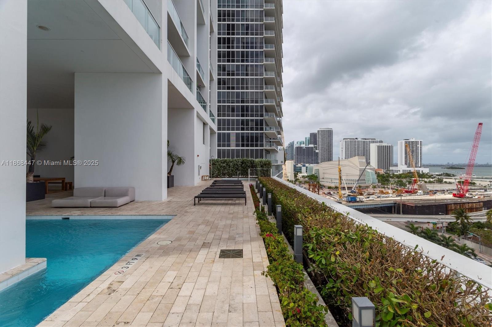 TEN MUSEUM PK RESIDENTIAL - Residential