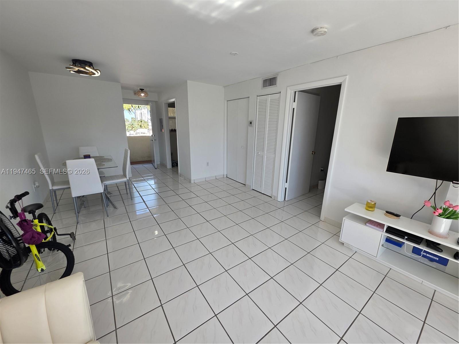 JEFFERSON PLAZA CONDO - Residential Lease