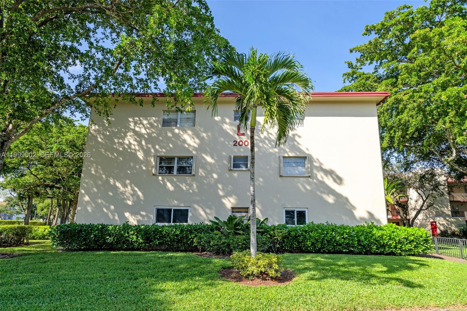 NEW HAMPTON AT CENTURY VI - Residential