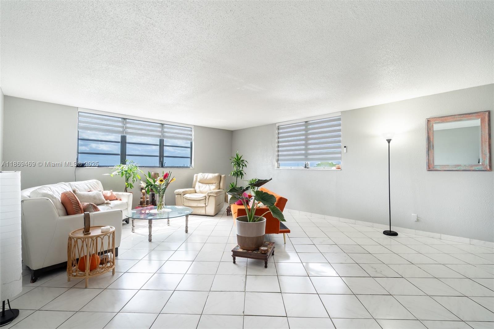 TELSTAR - Residential