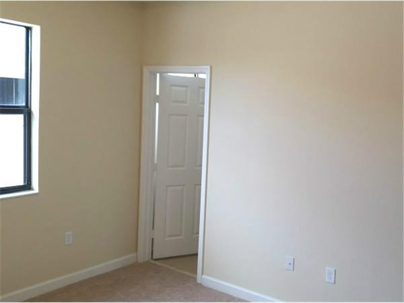 ARAGON - Residential Lease