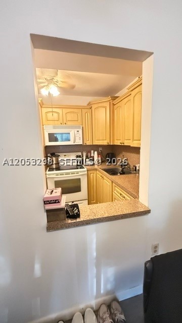 AVILA CONDO - Residential