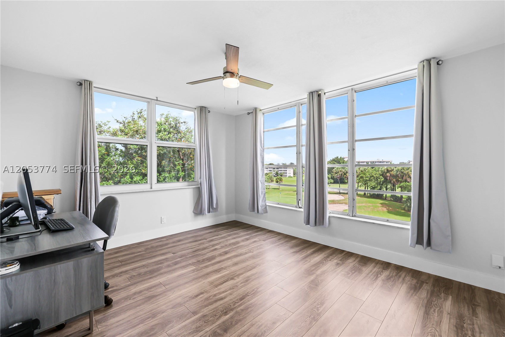 NO 21 PALM-AIRE COUNTRY C - Residential