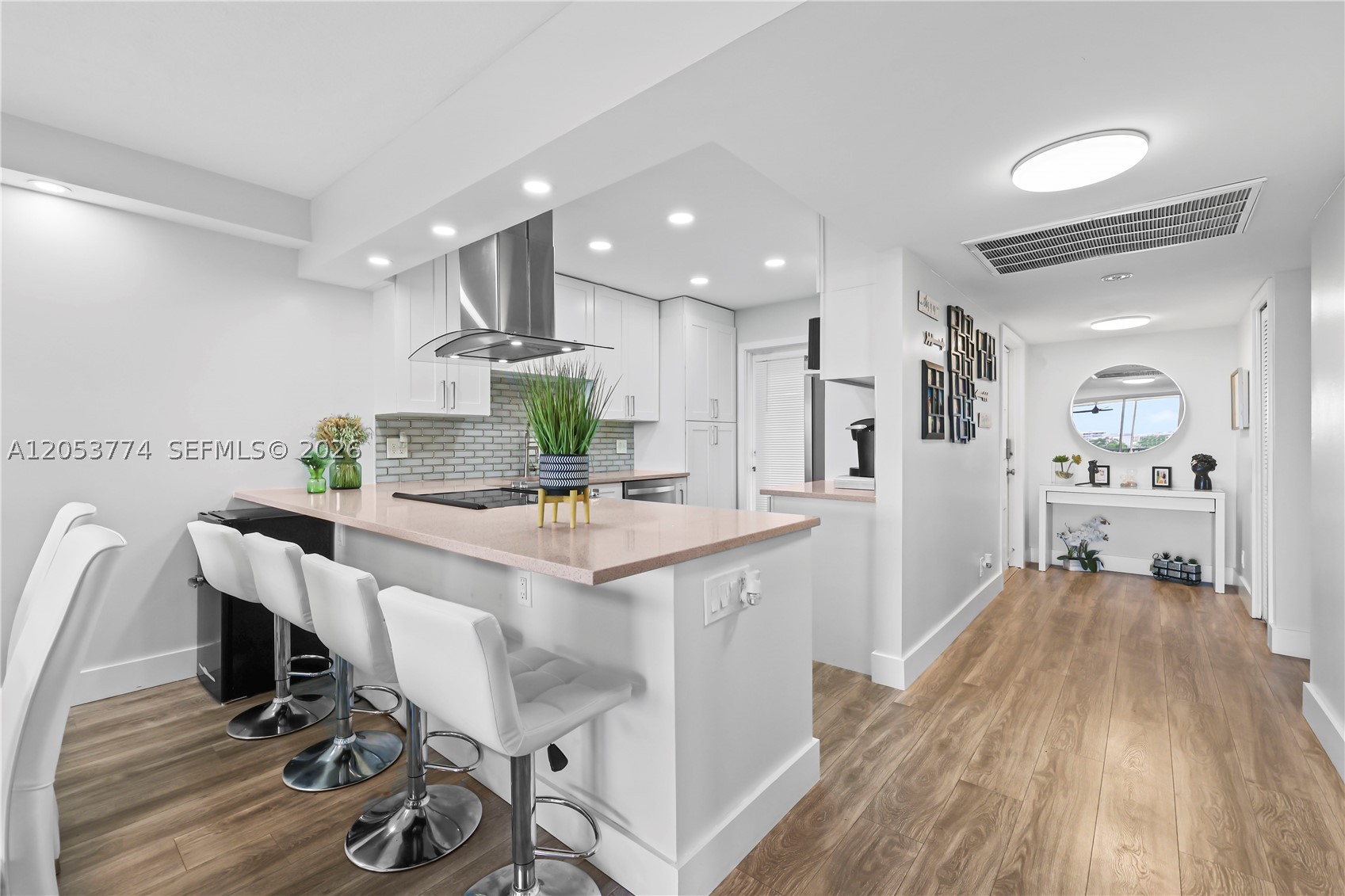 NO 21 PALM-AIRE COUNTRY C - Residential