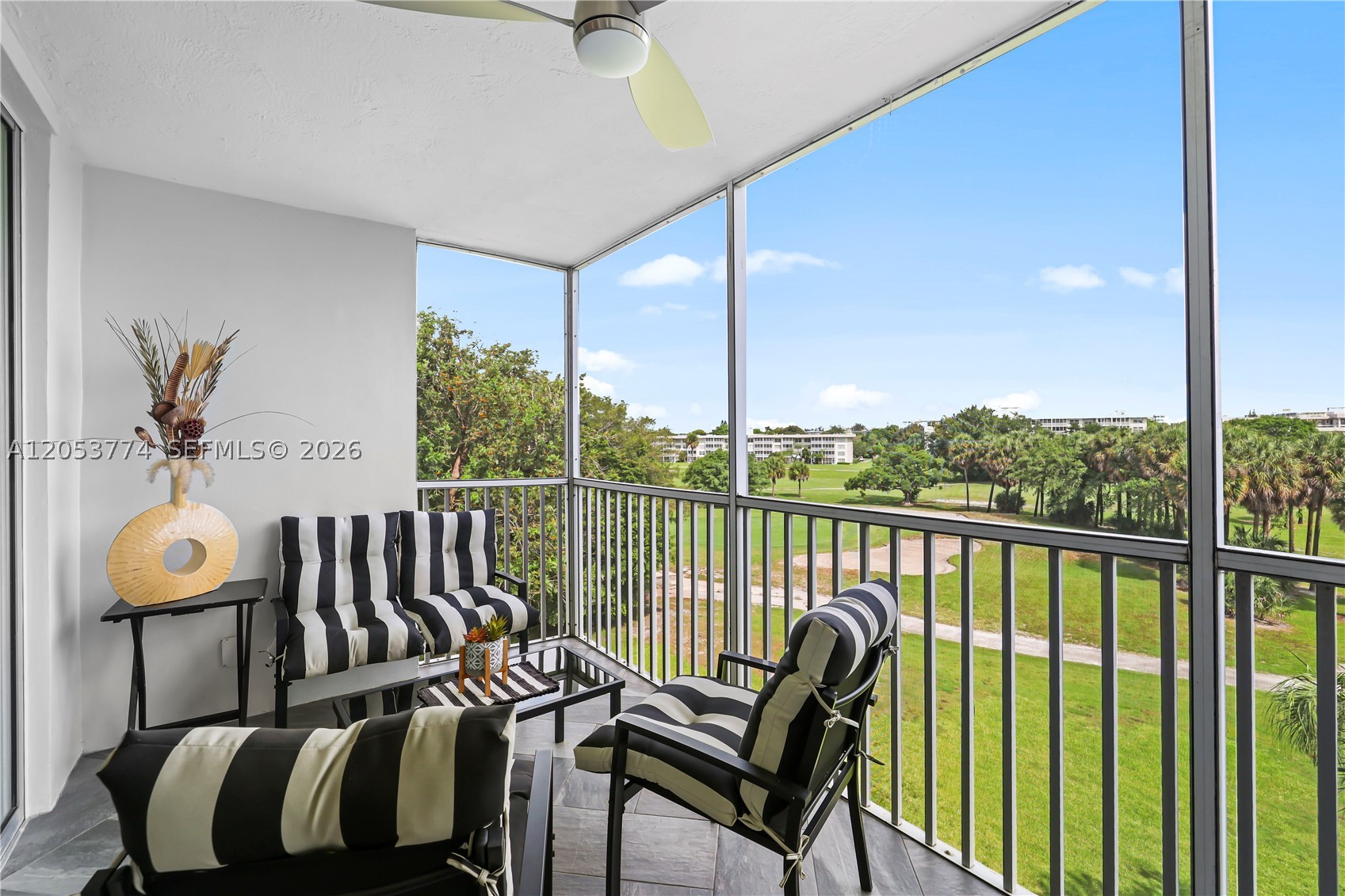 NO 21 PALM-AIRE COUNTRY C - Residential