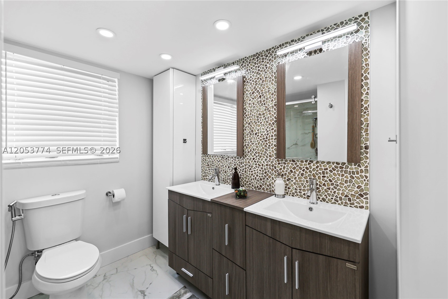 NO 21 PALM-AIRE COUNTRY C - Residential