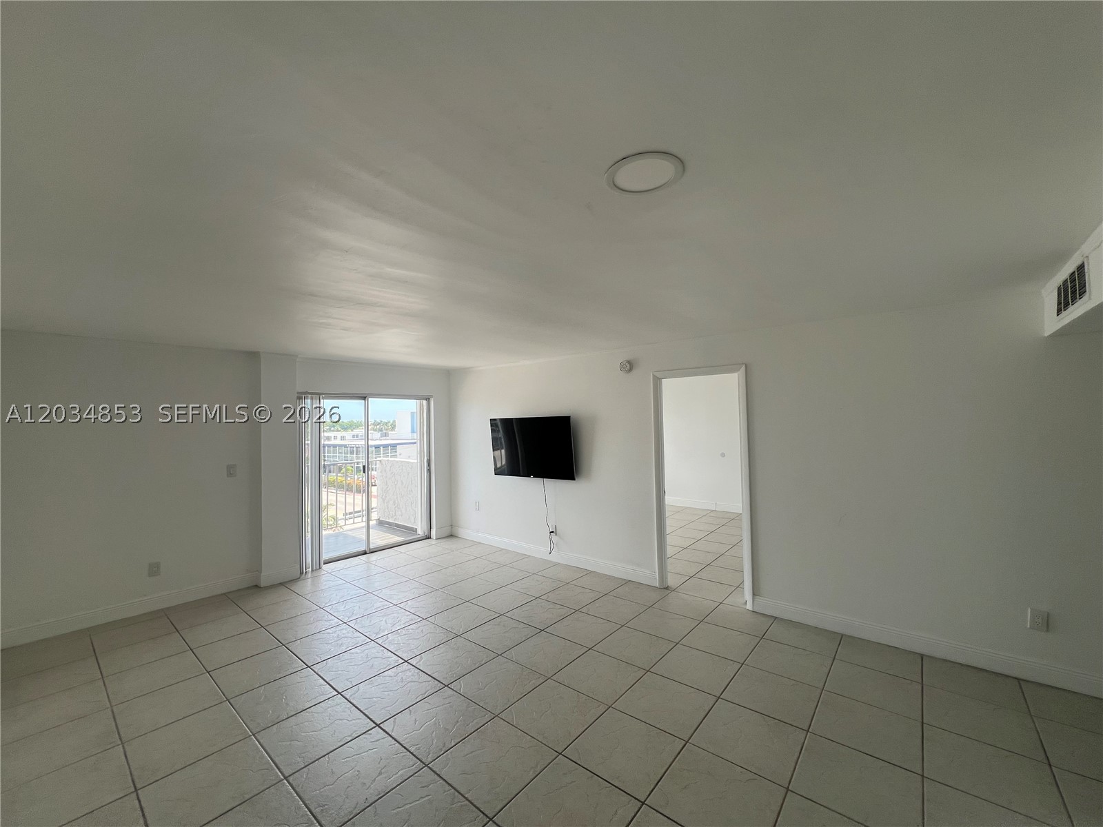 CLINTON CONDO - Residential Lease