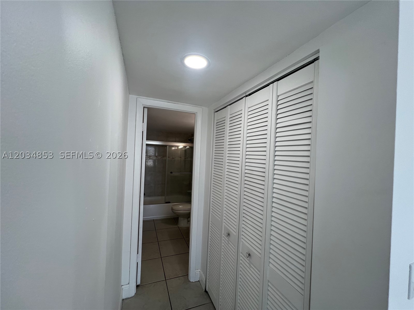 CLINTON CONDO - Residential Lease