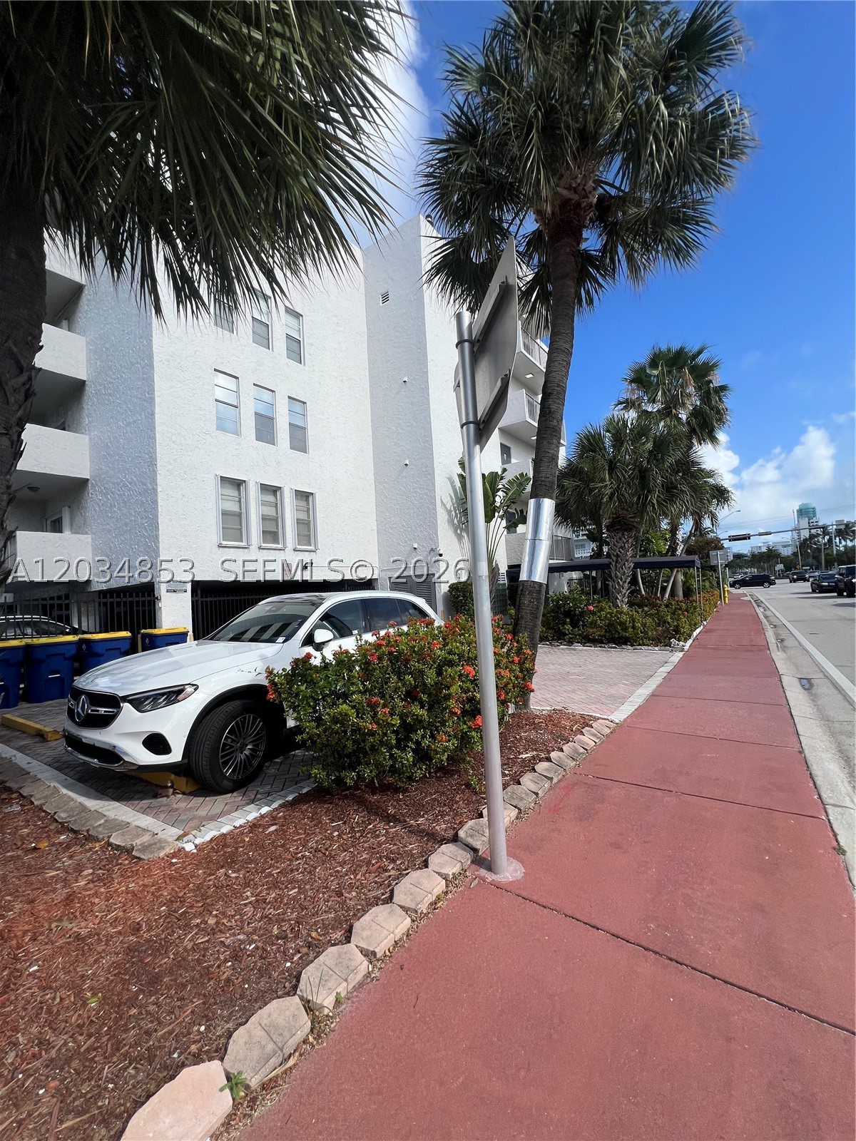 CLINTON CONDO - Residential Lease